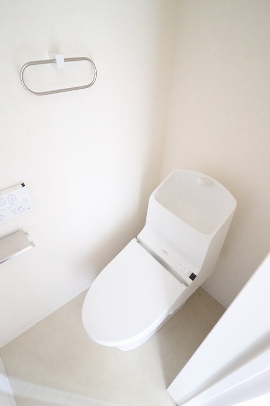 ビバリーヒルズ二日市北のトイレ写真