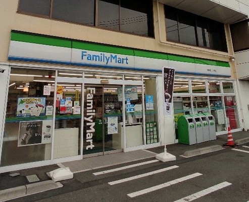 コンビニ　ファミリーマート 神明町二丁目店（コンビニ）まで136m