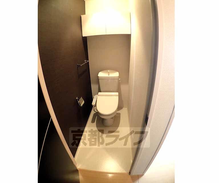 トイレ　ウォシュレットついてます