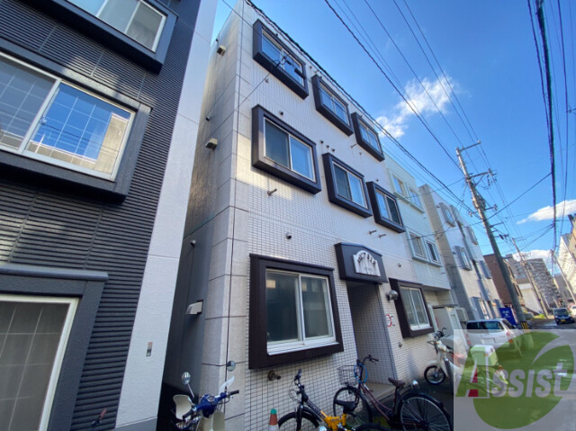 建物外観　札幌市中央区南８条西「ロピア８１２」