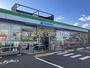 コンビニ　ファミリーマート 八王子川口町店（コンビニ）まで556m