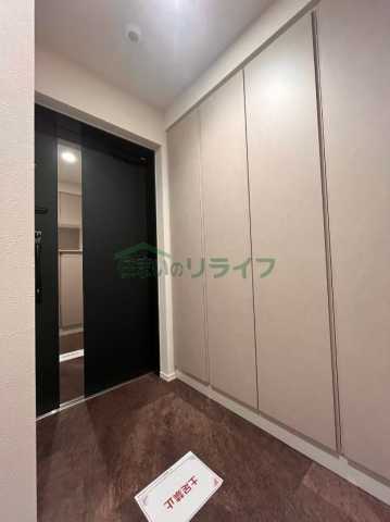 テラス神田猿楽町の玄関写真