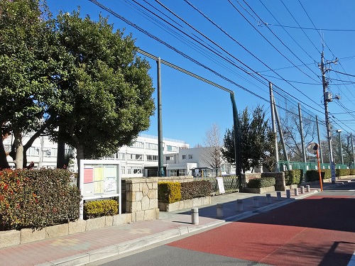 小学校　狛江市立狛江第五小学校（小学校）まで514m