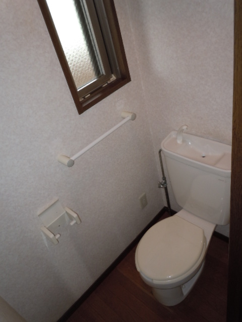 武富マンションのトイレ写真