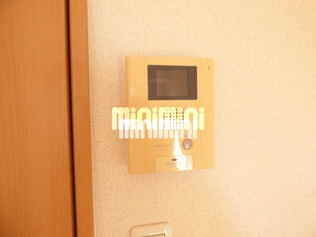 セキュリティ　ＴＶ付きインターホン付いています。