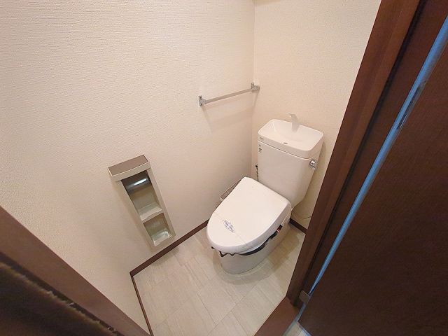 CLAIR 嵯峨のトイレ写真
