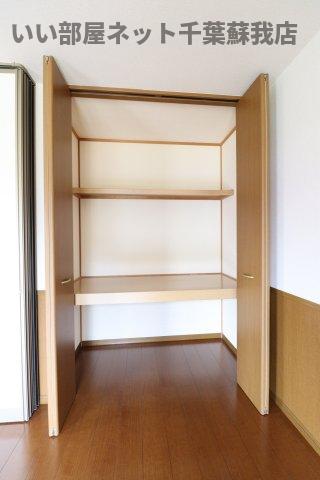 収納　たっぷりとした収納スペースです