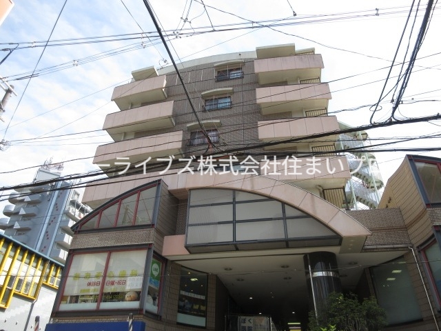 京阪本線 香里園駅 徒歩3分 8階建 築35年の外観写真