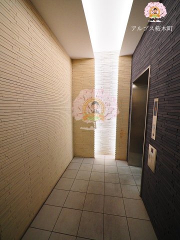ＪＲ京浜東北線 桜木町駅 徒歩17分 6階建 築12年の外観写真