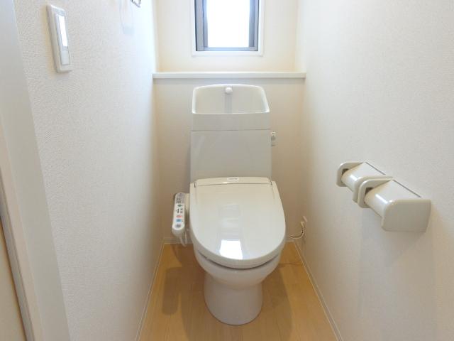 アーバングレイスのトイレ写真
