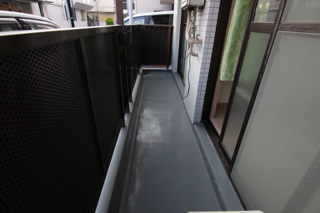 バルコニー　他のお部屋の参考写真となります。