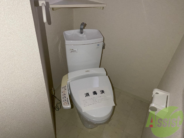 トイレ　ウォシュレット付きのトイレです。シャワートイレは日本の宝。
