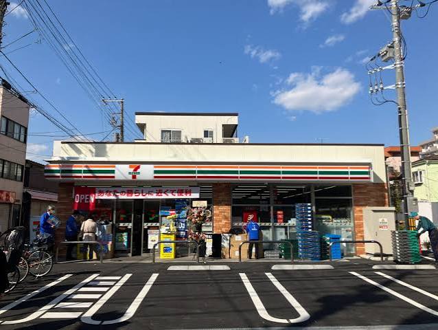 コンビニ　セブンイレブン葛飾東新小岩6丁目店（コンビニ）まで206m