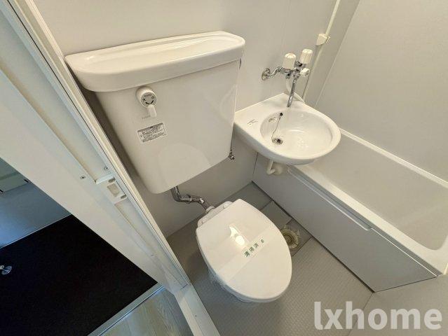 トイレ　トイレもきれいです