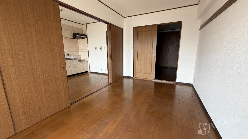 阪急宝塚線 服部天神駅 徒歩15分 3階建 築27年の内装写真