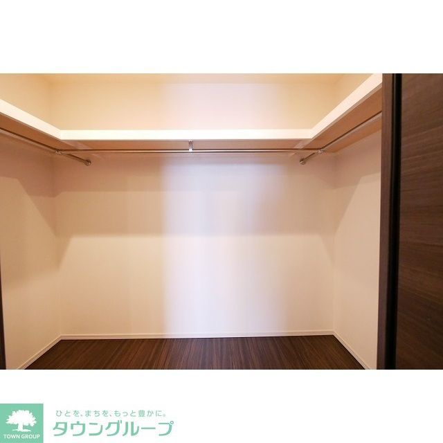 コンフォリア新宿イーストサイドタワーの内装写真