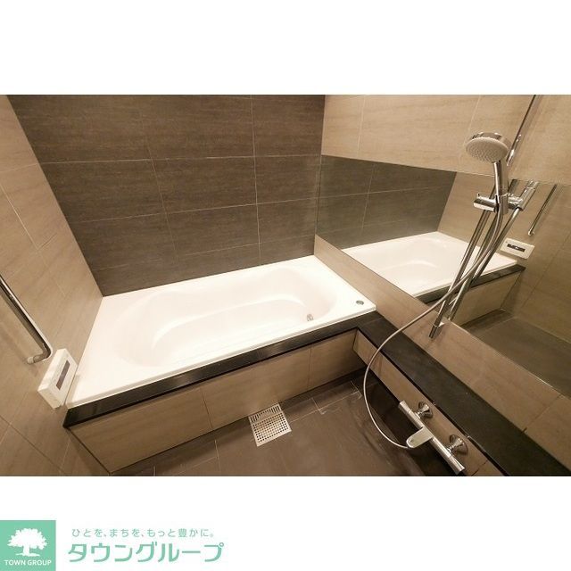 コンフォリア新宿イーストサイドタワーの風呂写真