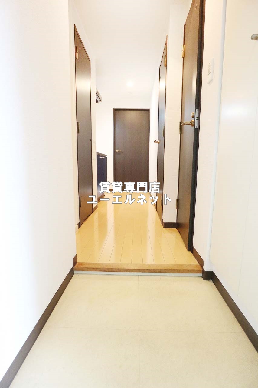 玄関　住まいの顔ともなる玄関