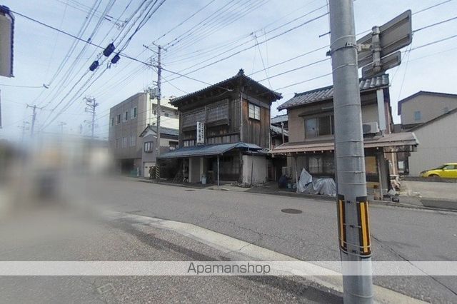 その他　前面道路（その他）まで0m