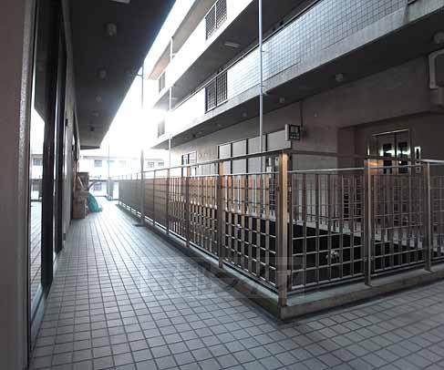 京阪本線 龍谷大前深草駅 徒歩10分 5階建 築39年の外観写真