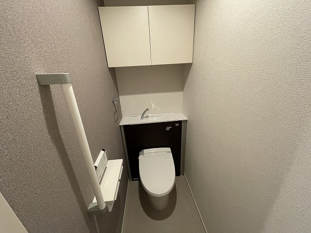 トイレ　ウォシュレット付きのトイレです♪