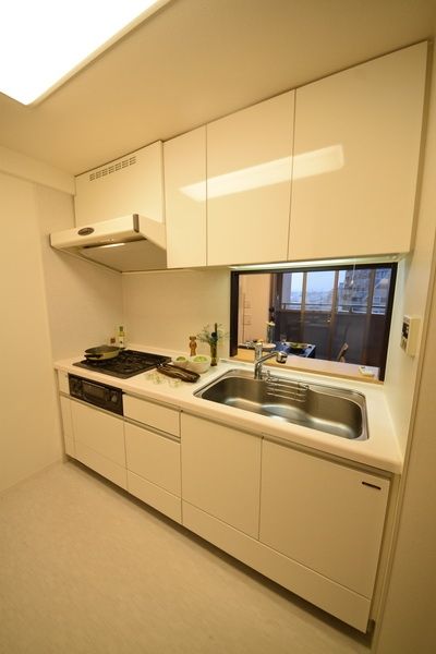 キッチン　★お部屋探しは株式会社タウンハウジング東京まで★