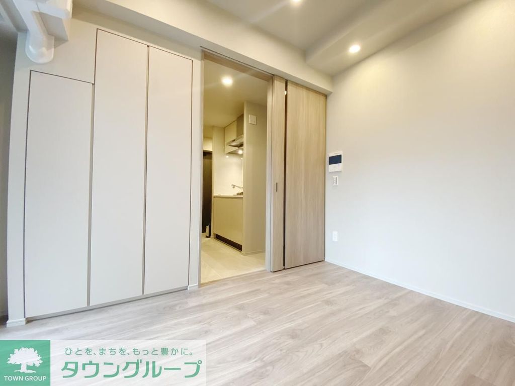 ピアース武蔵小杉EASTの居間写真