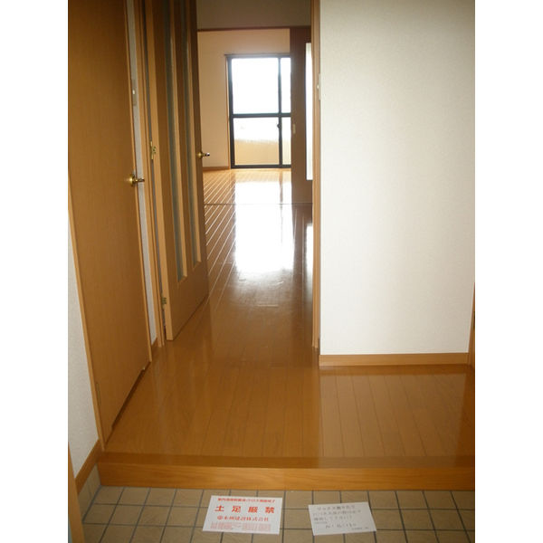メルベーユ・HAJIIIIの玄関写真