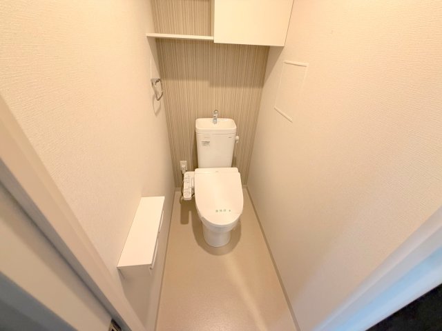 トイレ　綺麗なトイレにはウォシュレット標準装備です。