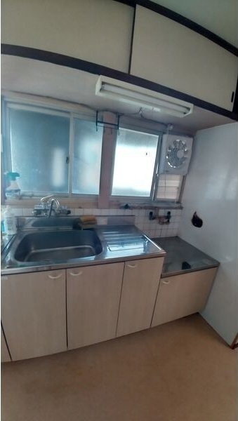 七宝町秋竹貸家のキッチン写真