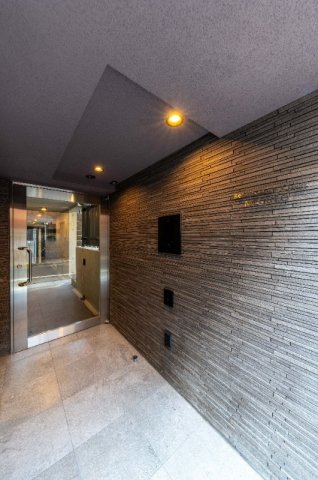 エントランス　エントランス※別部屋参考写真
