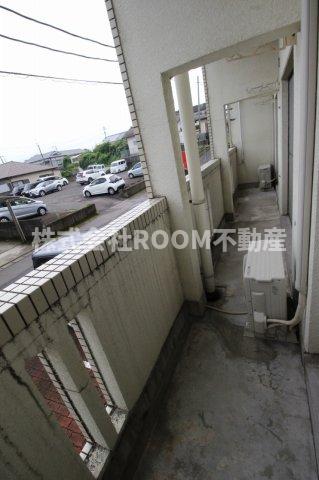 バルコニー　陽当たり良好なバルコニーです