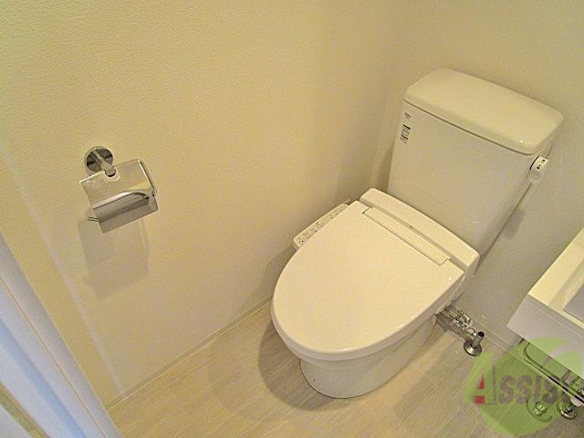 アドバンス新大阪ラシュレのトイレ写真