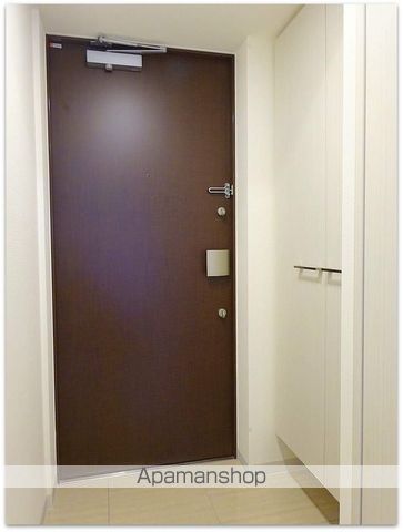 地下鉄中央線 阿波座駅 徒歩10分 11階建 築11年の玄関写真