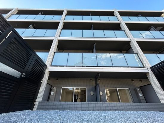 エントランス　建物の内部です