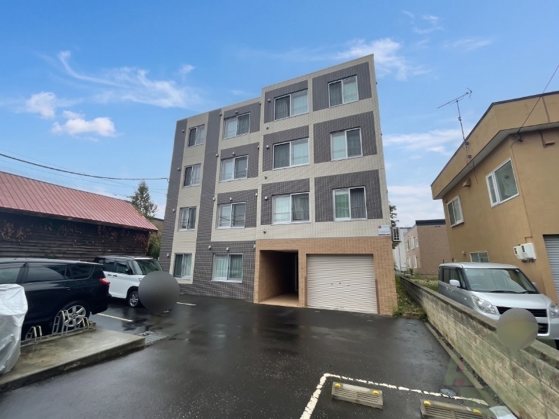 建物外観　札幌市西区八軒三条東「アートレータ琴似」