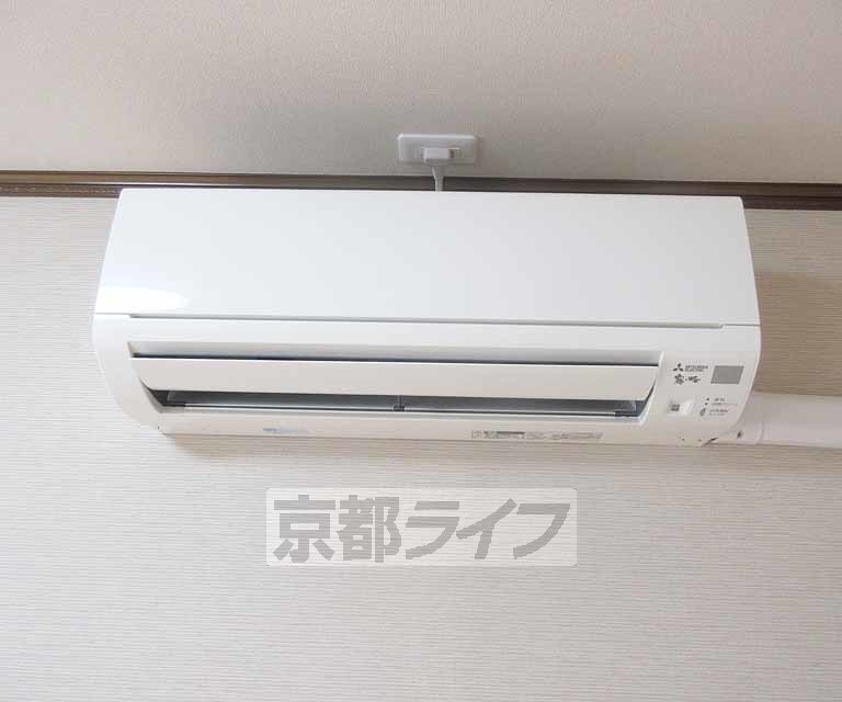 その他設備　嬉しいエアコン付きです。