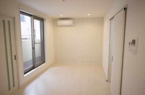 GRANDTIC ARIETTA 2の居間写真