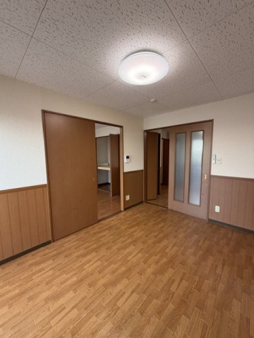 FULL HOUSEの居間写真