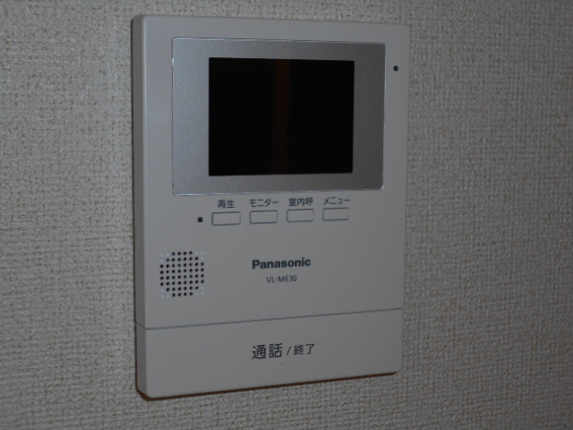 セキュリティ　カラーＴＶモニター付インターホン完備