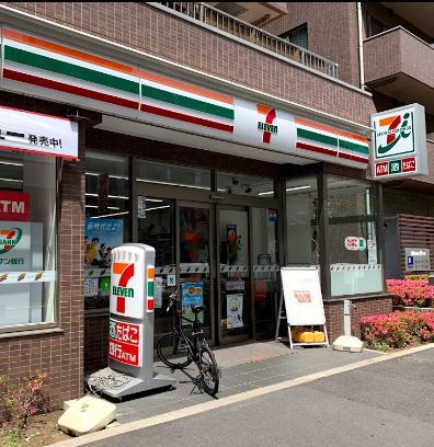 コンビニ　セブン-イレブン しながわ水族館西店（コンビニ）まで351m