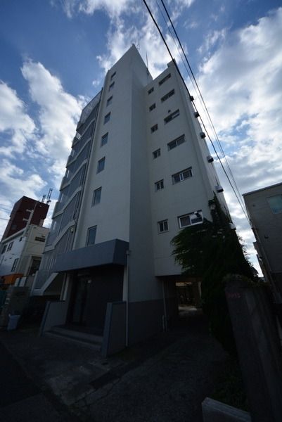 建物外観　★地上７階建てＲＣ造★