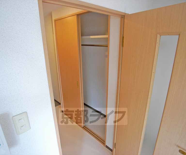 収納　クローゼットはこんな感じです
