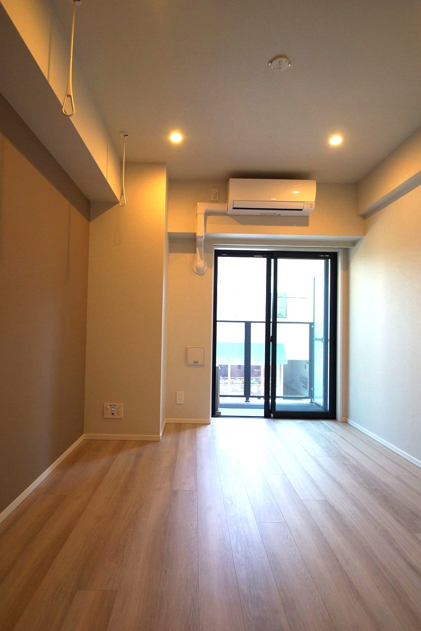 居室・リビング　南東向きのお部屋です