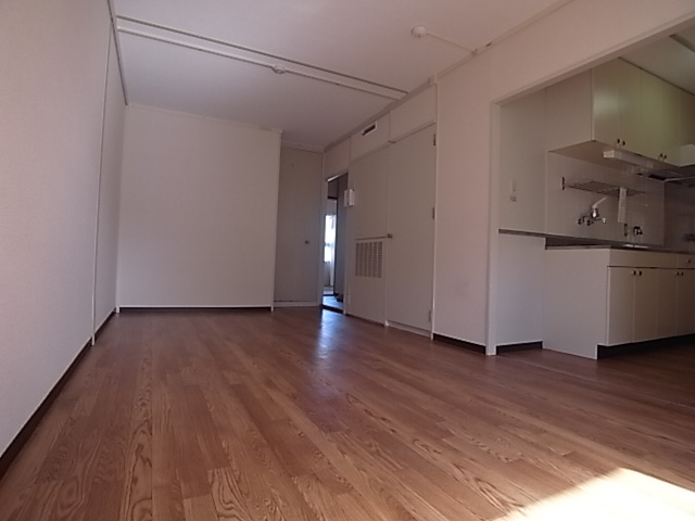 芦屋浜高層2号棟の居間写真