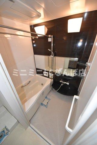 バス・シャワールーム　色は現状有姿です