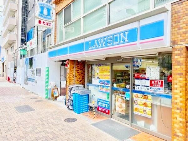 コンビニ　ローソン西五反田店（コンビニ）まで210m