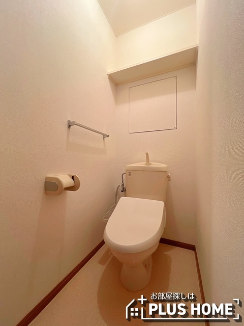 ＪＲ阪和線 紀伊中ノ島駅 徒歩21分 3階建 築28年のトイレ写真