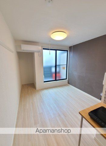 ベルシャンテ浜町の居間写真