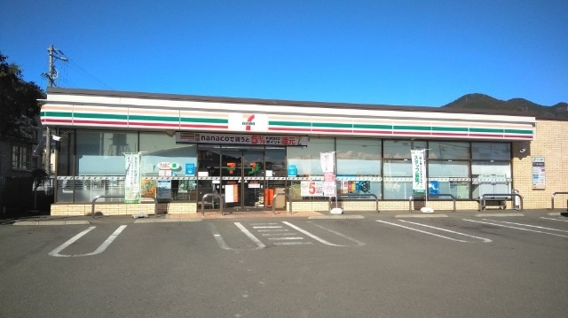 コンビニ　セブンイレブン清水由比店（コンビニ）まで873m